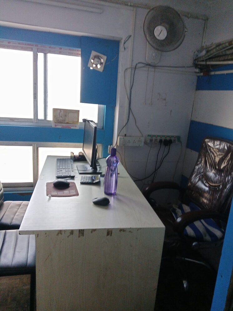 Team Area, bbd bagh Commercial Office Space 900 Sq.Ft. In Bbd Bagh Kolkata 9680287