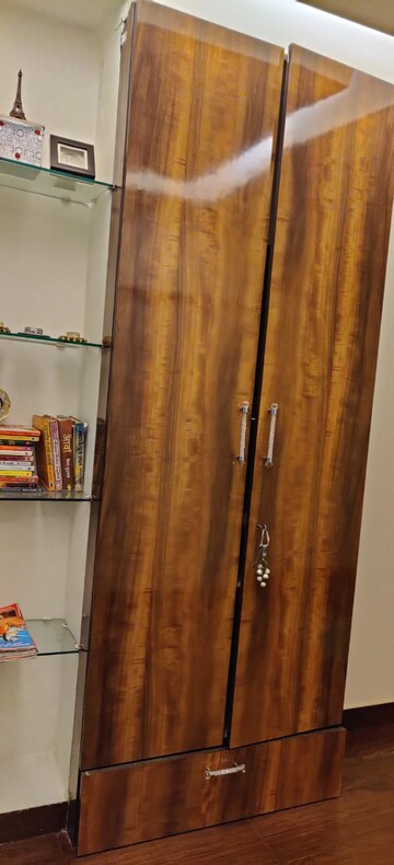 Furnished Amenities in 2 BHK Apartment at Ireo Skyon, Sector 60 – for Rent