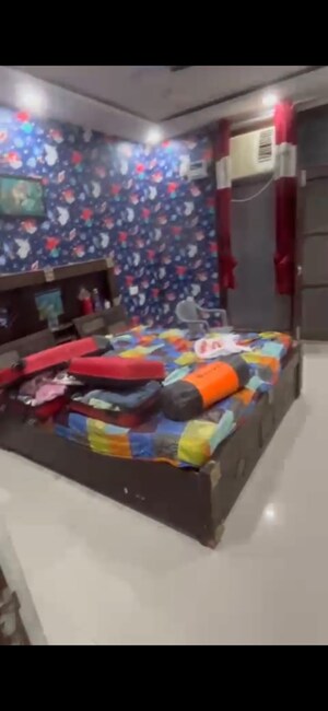 Bedroom in 2 BHK Apartment at Penta Homes, Vip Road – for Rent