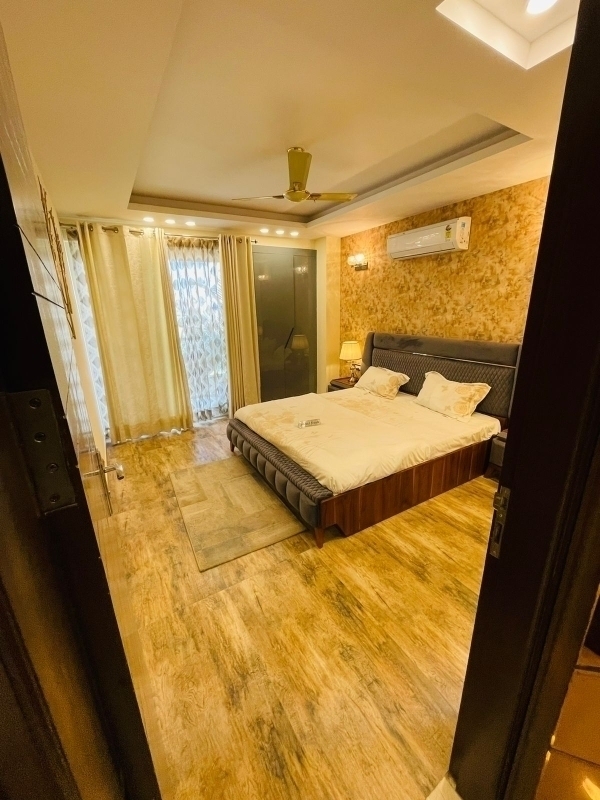 4 BHK + Servant Room Apartment For Rent in Ireo Skyon