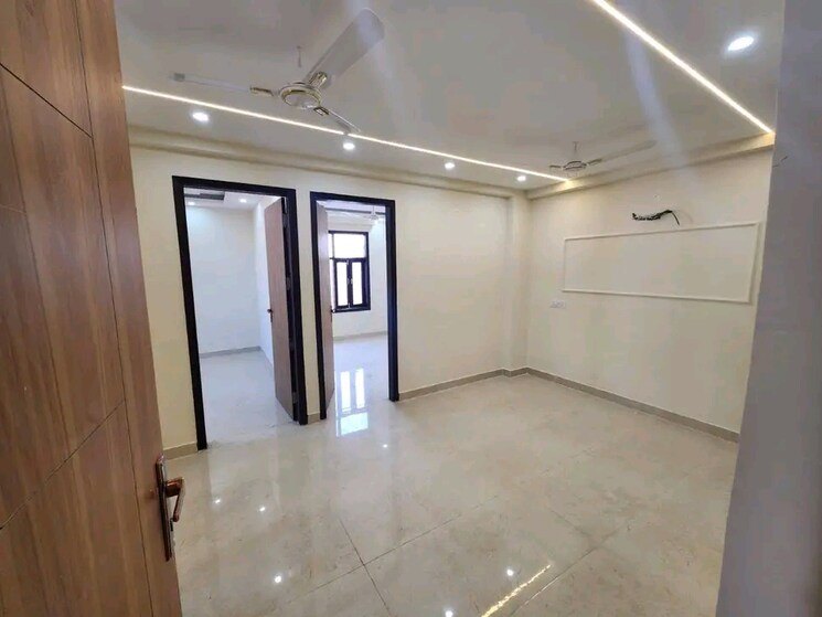 Room, chattarpur 3 Bedroom 13000 Sq.Ft. Builder Floor In Chattarpur Delhi 9680532