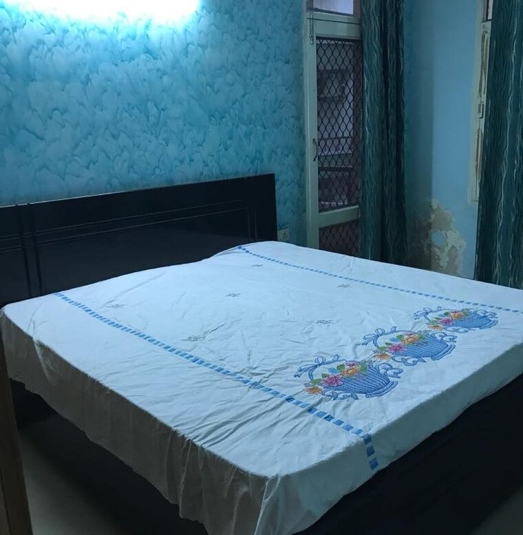 Bedroom, vip road 2 Bedroom 1300 Sq.Ft. Apartment In Vip Road Zirakpur 9680499