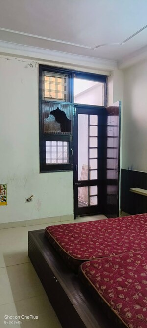 Room in 2 BHK Apartment at Sector 12 Dwarka – for Rent
