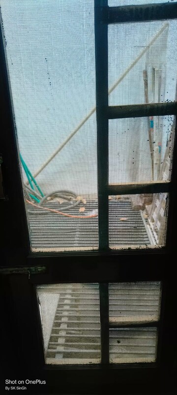 Furnished Amenities in 2 BHK Apartment at Sector 12 Dwarka – for Rent