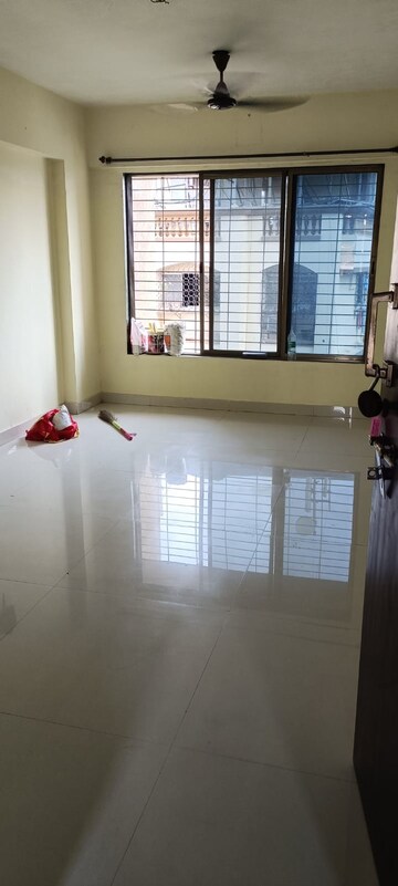 Room in 2 BHK Apartment at Anurag CHS Kanjurmarg, Kanjurmarg East – for Rent