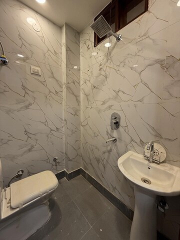 Bathroom in 2.5 BHK Builder Floor at SA HOMES I, Uttam Nagar – for Sale