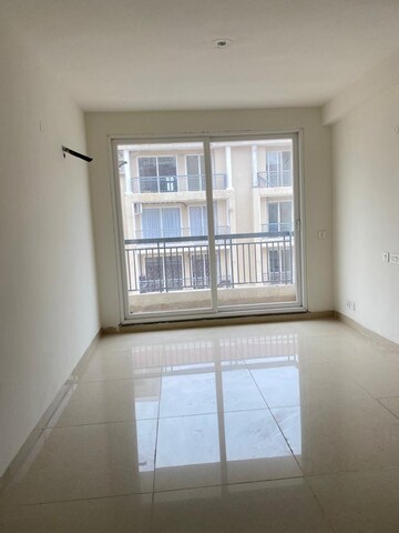 Room in 2 BHK Apartment at Maxxus Elanza, International Airport Road – for Rent