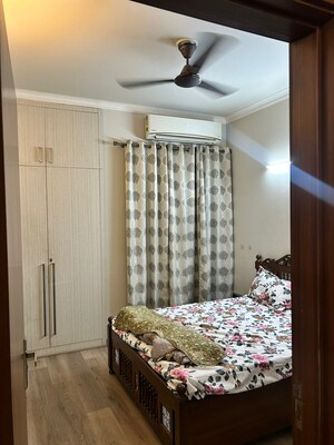 Bedroom in 3 BHK Builder Floor at Signature Global Park 4 and 5, Sohna Sector 36 – for Rent