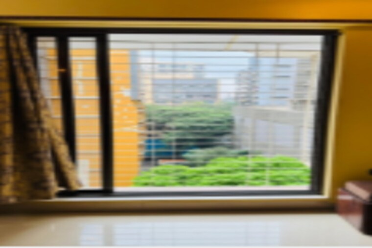 Balcony, sector 70 3 Bedroom 1100 Sq.Ft. Builder Floor In Sector 70 Faridabad 9680667