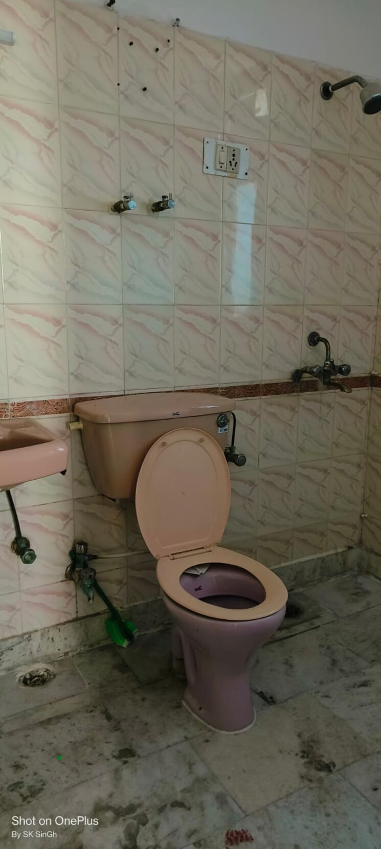 Bathroom, sector 4 dwarka 2 Bedroom 1630 Sq.Ft. Apartment In Sector 4 Dwarka Delhi 9680861