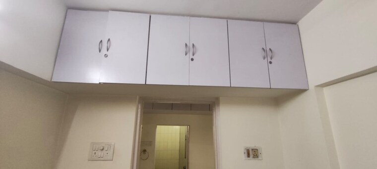 Room, flower-valley-complex 1 Bedroom 450 Sq.Ft. Apartment In Khopat Thane 9680897