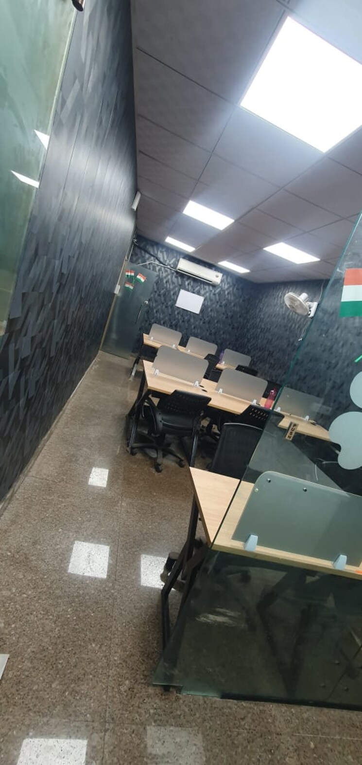 Team Area, sector 4 Commercial Office Space 450 Sq.Ft. In Sector 4 Noida 9680937