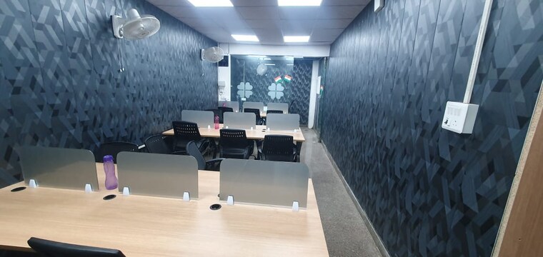 Team Area, sector 4 Commercial Office Space 450 Sq.Ft. In Sector 4 Noida 9680937