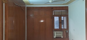 Furnished Amenities in 2.5 BHK Apartment at Sector 6 Dwarka – for Rent