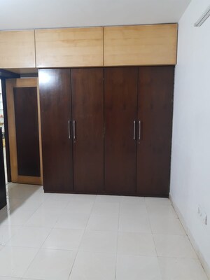 Furnished Amenities in 1 BHK Apartment at Kshitij CHS Borivali, Borivali West – for Sale