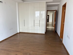4 BHK Apartment For Sale in Omaxe Lake, North Mullanpur