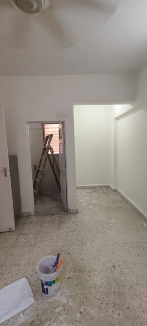 Room in 2 BHK Apartment at Flower Valley Complex, Khopat – for Rent