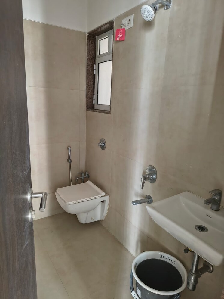 Bathroom, puranik-rumah-bali 1 Bedroom 450 Sq.Ft. Apartment In Ghodbunder Road Thane 9680990