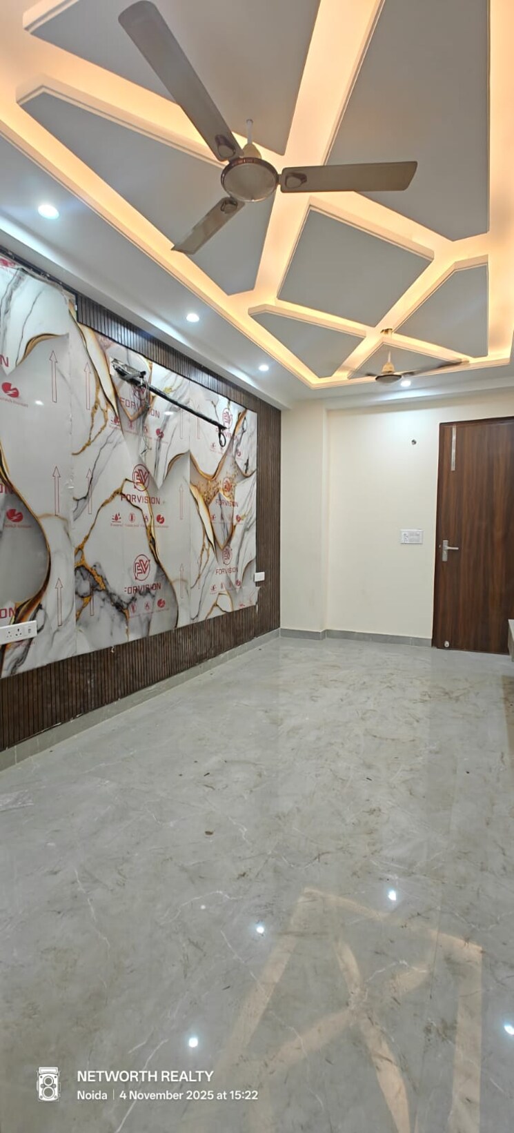Bedroom, sector 73 2 Bedroom 1000 Sq.Ft. Builder Floor In Sector 73 Noida 9681104