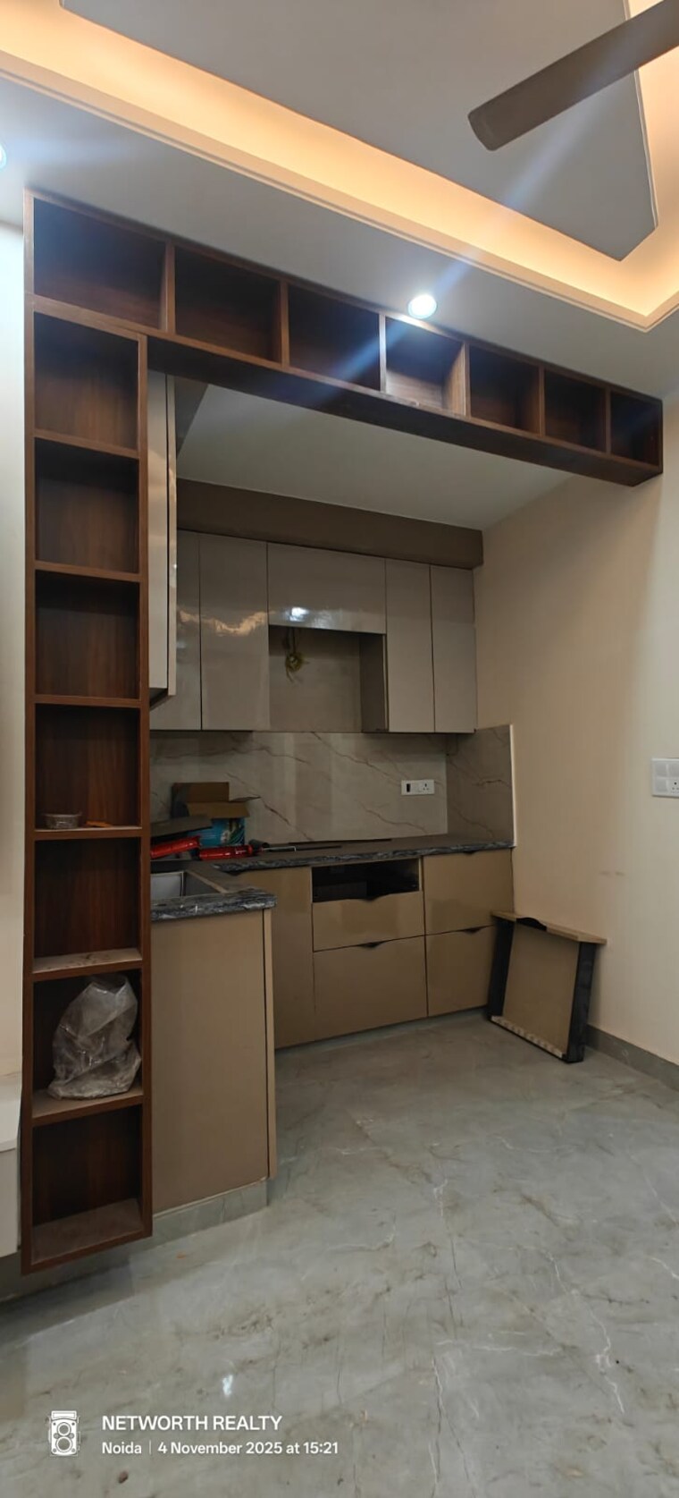Kitchen, sector 73 2 Bedroom 1000 Sq.Ft. Builder Floor In Sector 73 Noida 9681104