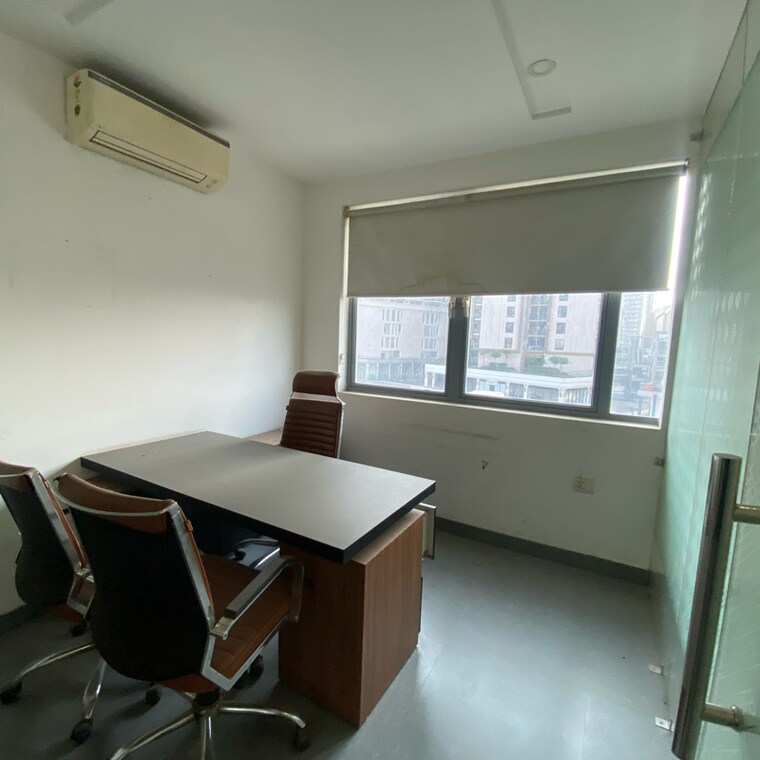 Team Area, udyog vihar phase 1 Commercial Office Space 11000 Sq.Ft. In Udyog Vihar Phase 1 Gurgaon 9681040