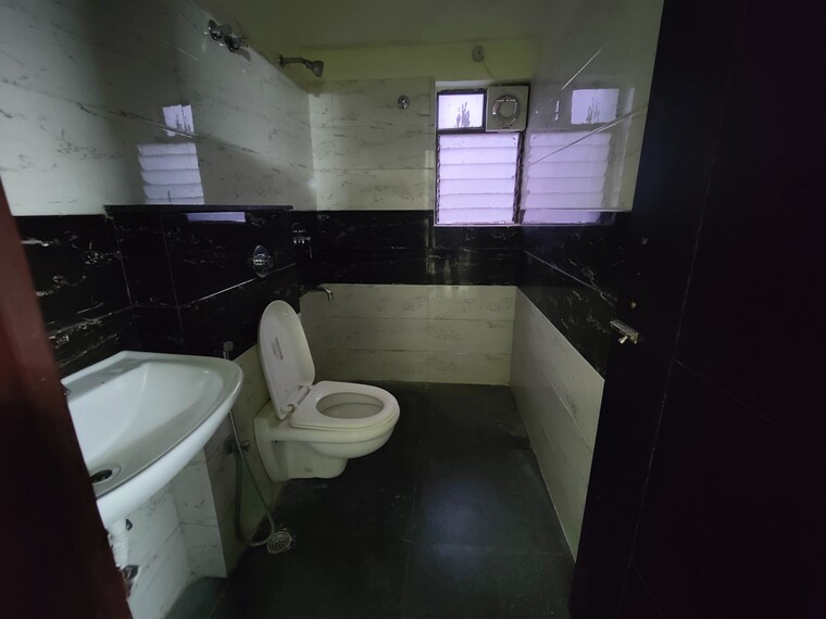 Attached Bathroom, sevoke road 3 Bedroom 1400 Sq.Ft. Apartment In Sevoke Road Siliguri 9681111