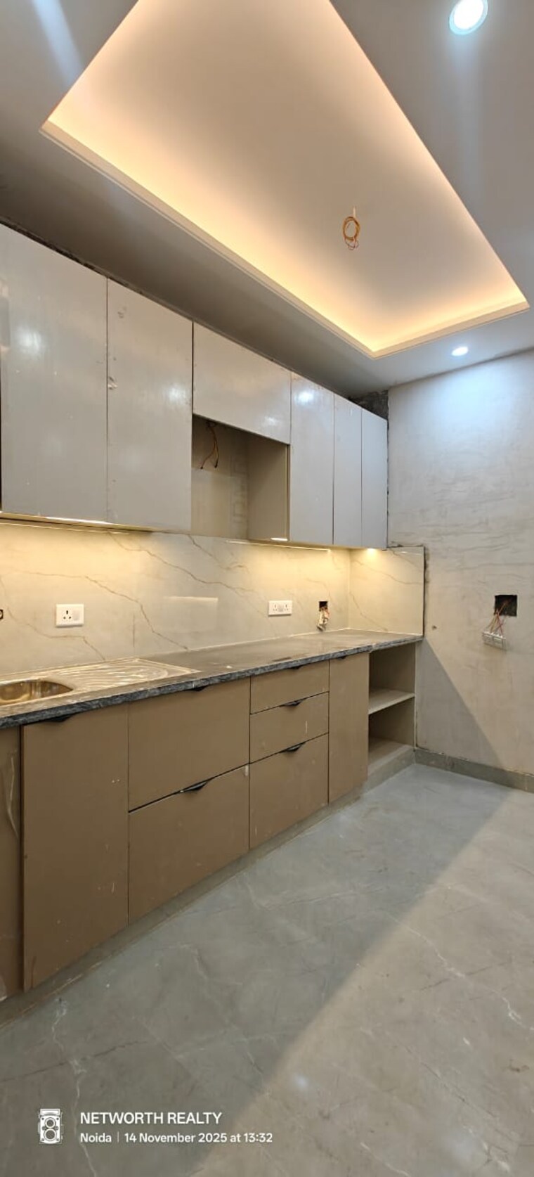 Kitchen, sector 73 1 Bedroom 625 Sq.Ft. Builder Floor In Sector 73 Noida 9681132