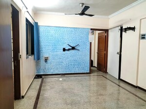Room in 3 BHK Apartment at Rock Castle Dahisar, Dahisar West – for Sale