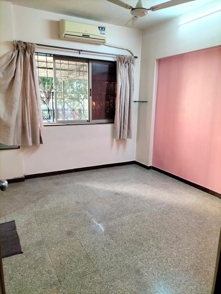 Room, rock-castle-dahisar 3 Bedroom 900 Sq.Ft. Apartment In Dahisar West Mumbai 9681122