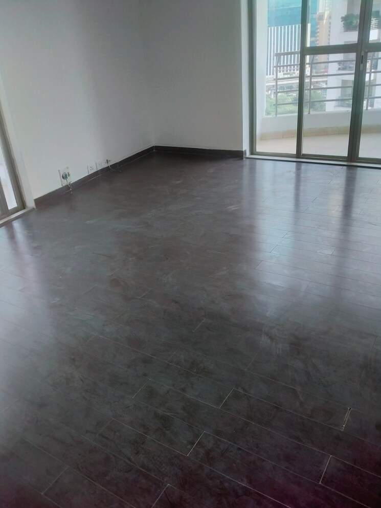 Room, emaar-palm-terraces-select 4 Bedroom 2410 Sq.Ft. Apartment In Sector 66 Gurgaon 9681171