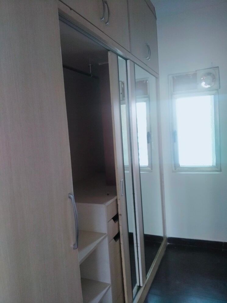 Bathroom, emaar-palm-terraces-select 4 Bedroom 2410 Sq.Ft. Apartment In Sector 66 Gurgaon 9681171