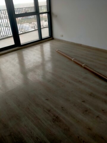 Room in 2 BHK Apartment at Emaar Digi Homes, Sector 62 – for Sale