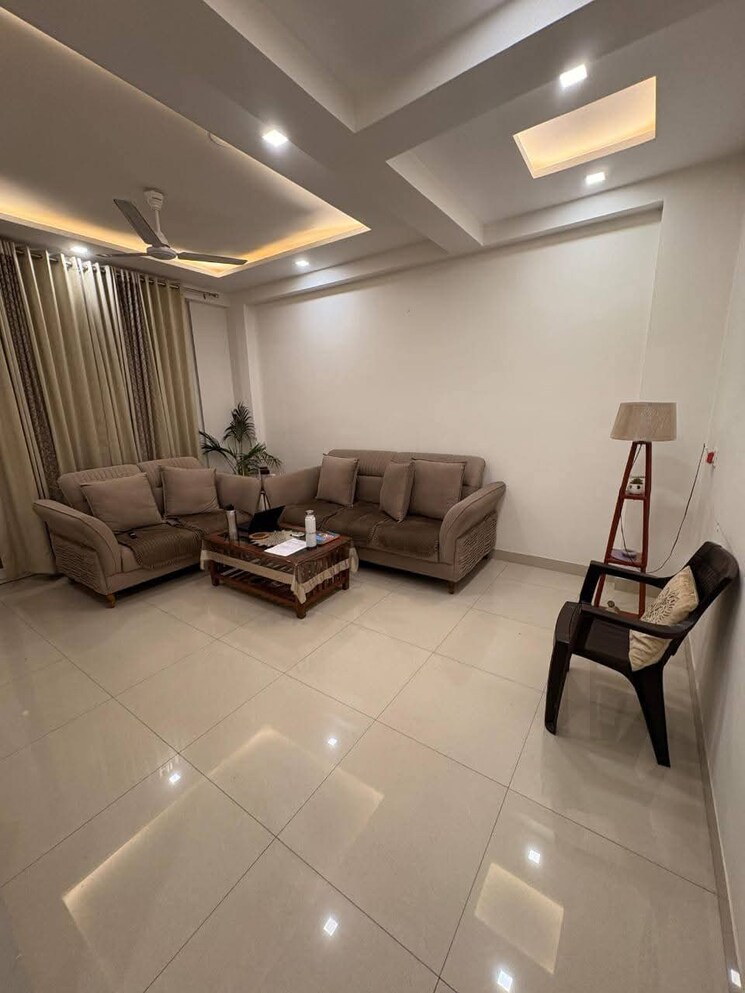 Master Bedroom, ansal-plaza-sector-23 3 Bedroom 3600 Sq.Ft. Builder Floor In Sector 23 Gurgaon 9681227