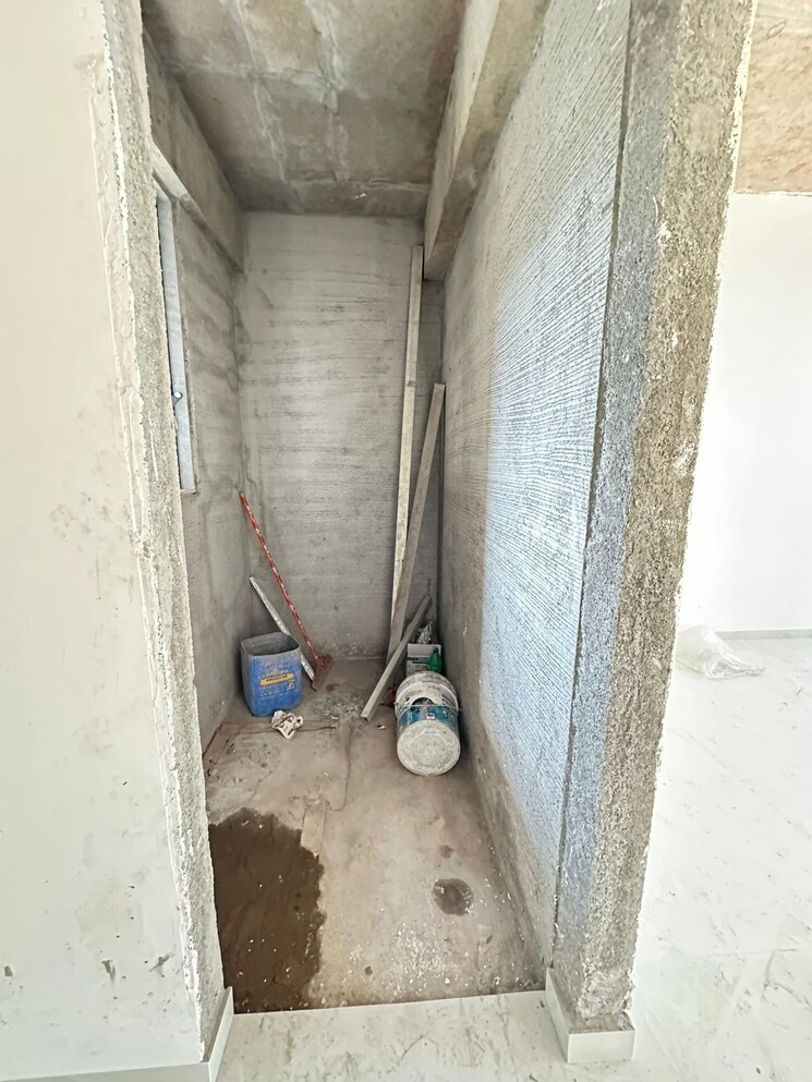 Bathroom, aplite-sapphire 2 Bedroom 642 Sq.Ft. Apartment In Grant Road East Mumbai 9681179