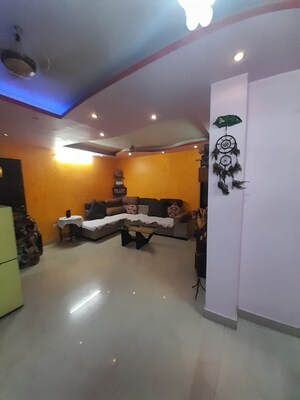 Living Room in 3 BHK Apartment at Bablatala – for Rent