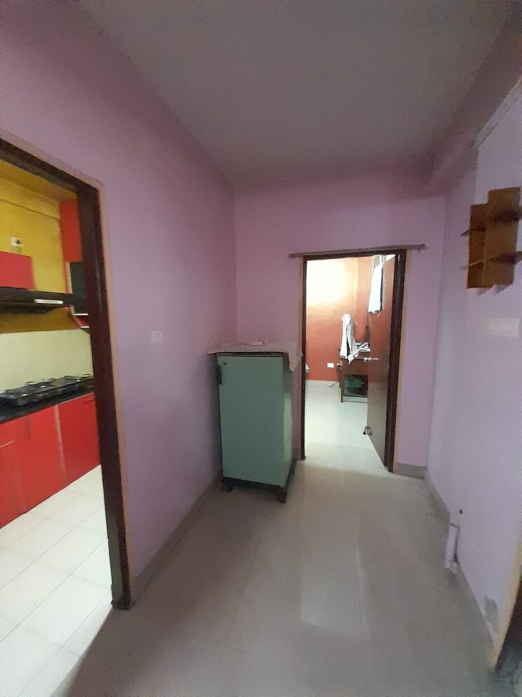 undefined, bablatala 3 Bedroom 1200 Sq.Ft. Apartment In Bablatala Kolkata 9681212