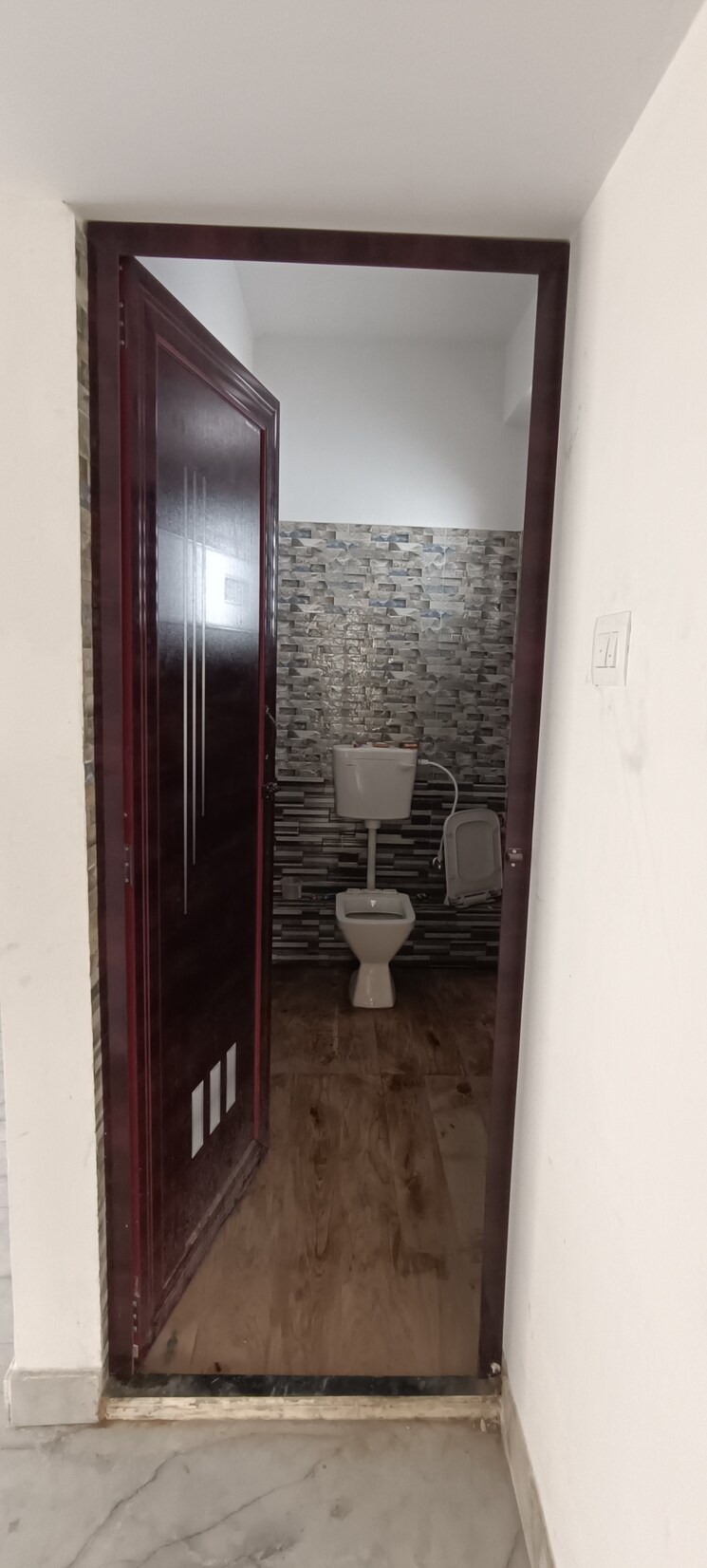 Bathroom, kaikhali 3 Bedroom 1076 Sq.Ft. Apartment In Kaikhali Kolkata 9681246