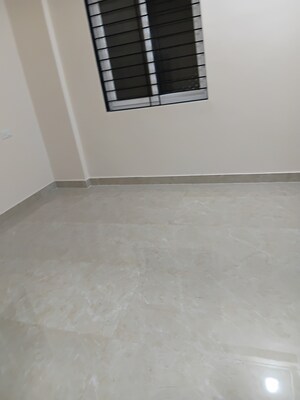 Room in 2 BHK Apartment at Puppalaguda – for Rent