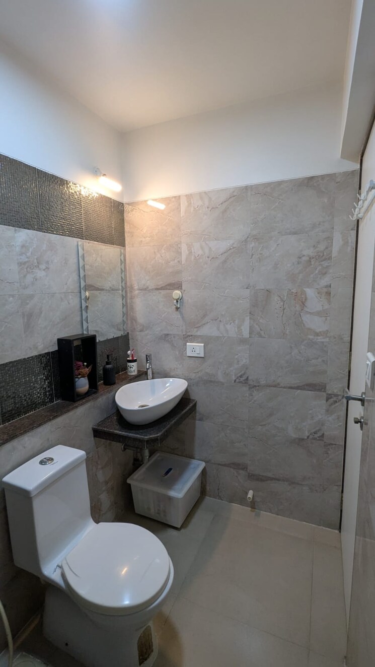 Bathroom, acme-ozone 3 Bedroom 984 Sq.Ft. Apartment In Manpada Thane 9681288