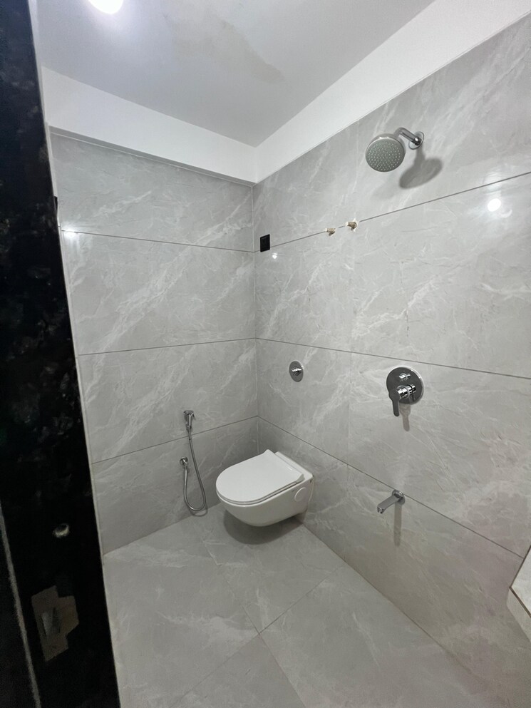 Bathroom, parasmani-vaman-heritage 2 Bedroom 616 Sq.Ft. Apartment In Taloja Sector 40 Navi Mumbai 9681298