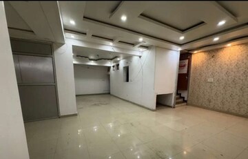 Team Area in  Co-working Space at Hazratganj – for Rent