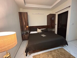 Living Room in 1 RK Builder Floor at DLF City Phase III, Sector 24 – for Rent