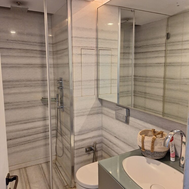 Bathroom, lodha-world-crest 4 Bedroom 2619 Sq.Ft. Apartment In Empire Mill Mumbai 9681313