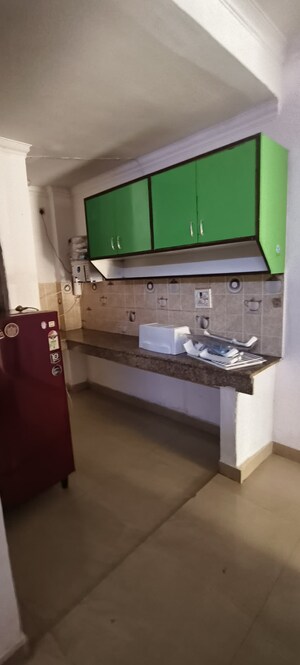 Kitchen in 1 BHK Builder Floor at DLF City Phase III, Sector 24 – for Rent