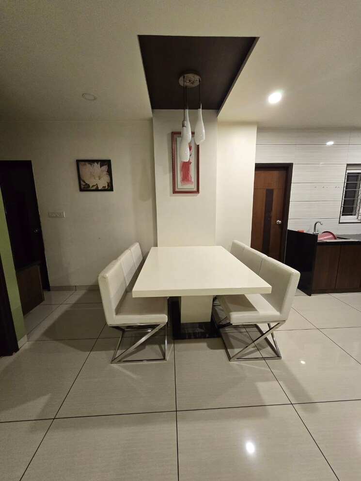Other, sama savli road 3 Bedroom 2200 Sq.Ft. Penthouse In Sama Savli Road Vadodara 9681315