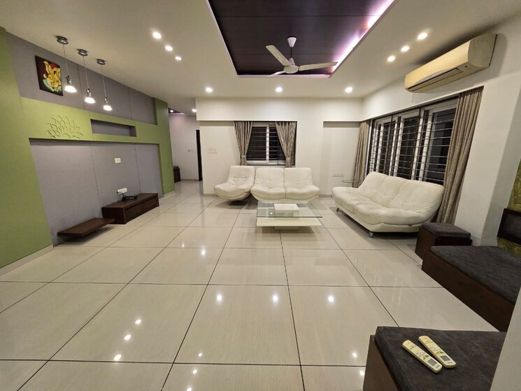 Living Room, sama savli road 3 Bedroom 2200 Sq.Ft. Penthouse In Sama Savli Road Vadodara 9681315