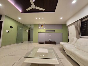 Team Area in 3 BHK Penthouse at Sama Savli Road – for Rent