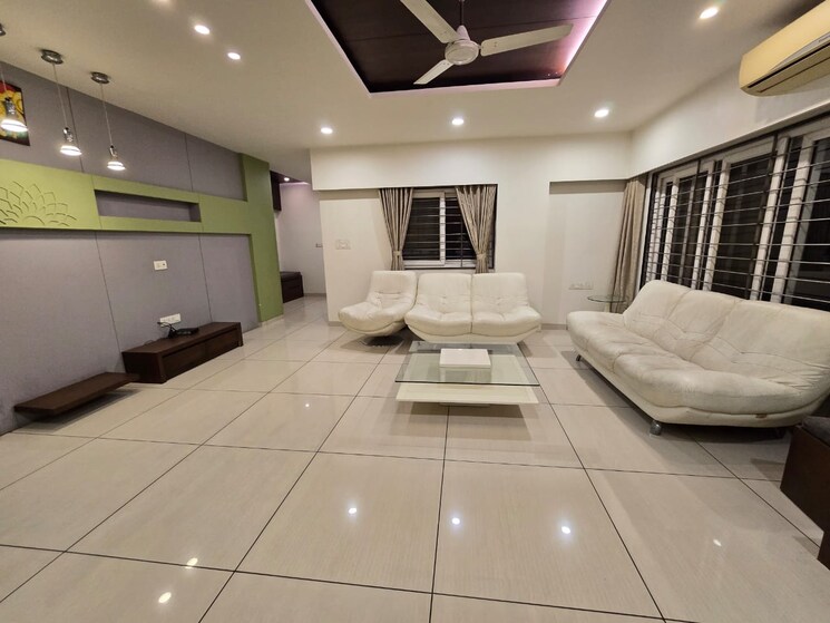 Living Room, sama savli road 3 Bedroom 2200 Sq.Ft. Penthouse In Sama Savli Road Vadodara 9681315