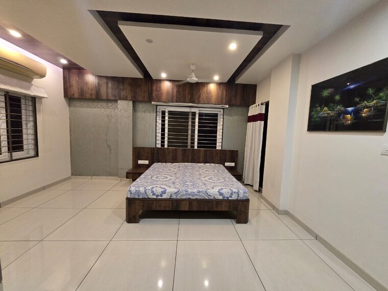Room, sama savli road 3 Bedroom 2200 Sq.Ft. Penthouse In Sama Savli Road Vadodara 9681315