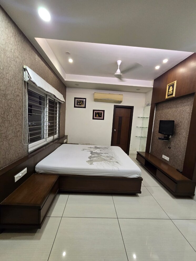 Kitchen, sama savli road 3 Bedroom 2200 Sq.Ft. Penthouse In Sama Savli Road Vadodara 9681315